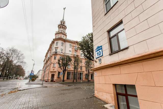 Апартаменты Apartamenty tsentr Kommunisticheskaia 10 Минск-3