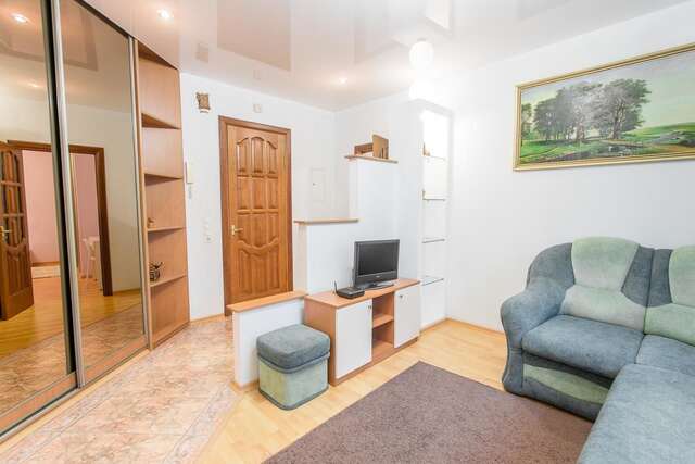 Апартаменты Apartamenty tsentr Kommunisticheskaia 10 Минск-8