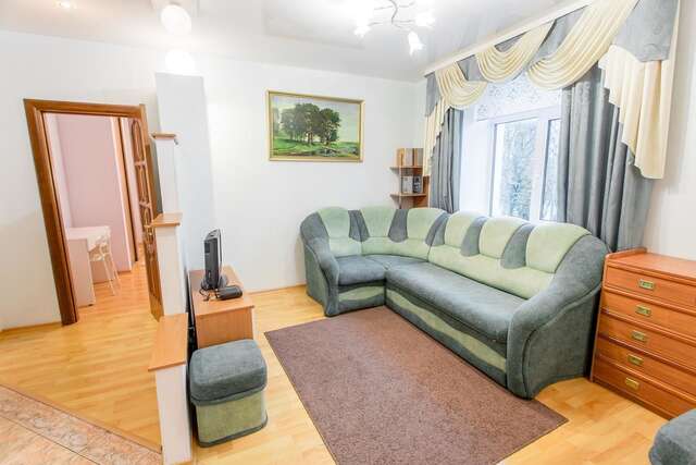 Апартаменты Apartamenty tsentr Kommunisticheskaia 10 Минск-10